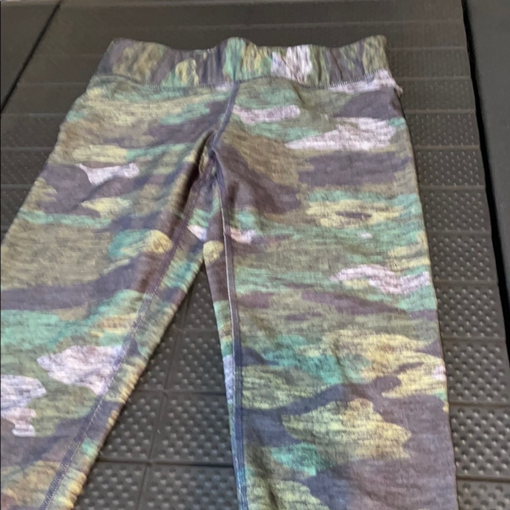 Terez capris - Picture 15 of 16